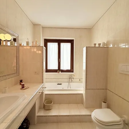 Bellavista Luxury 招待所 *